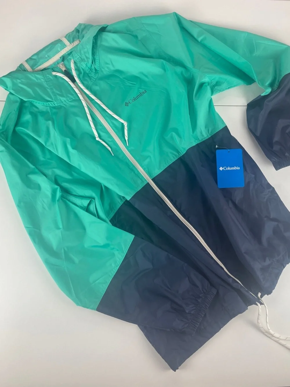 Columbia Teal and Navy Colorblock Windbreaker Jacket